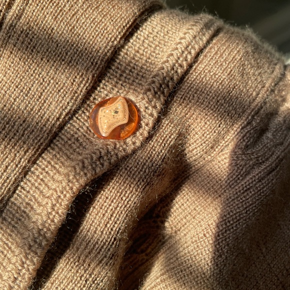 *SOLD* Vintage Wool Cardigan - Picture 5 of 6
